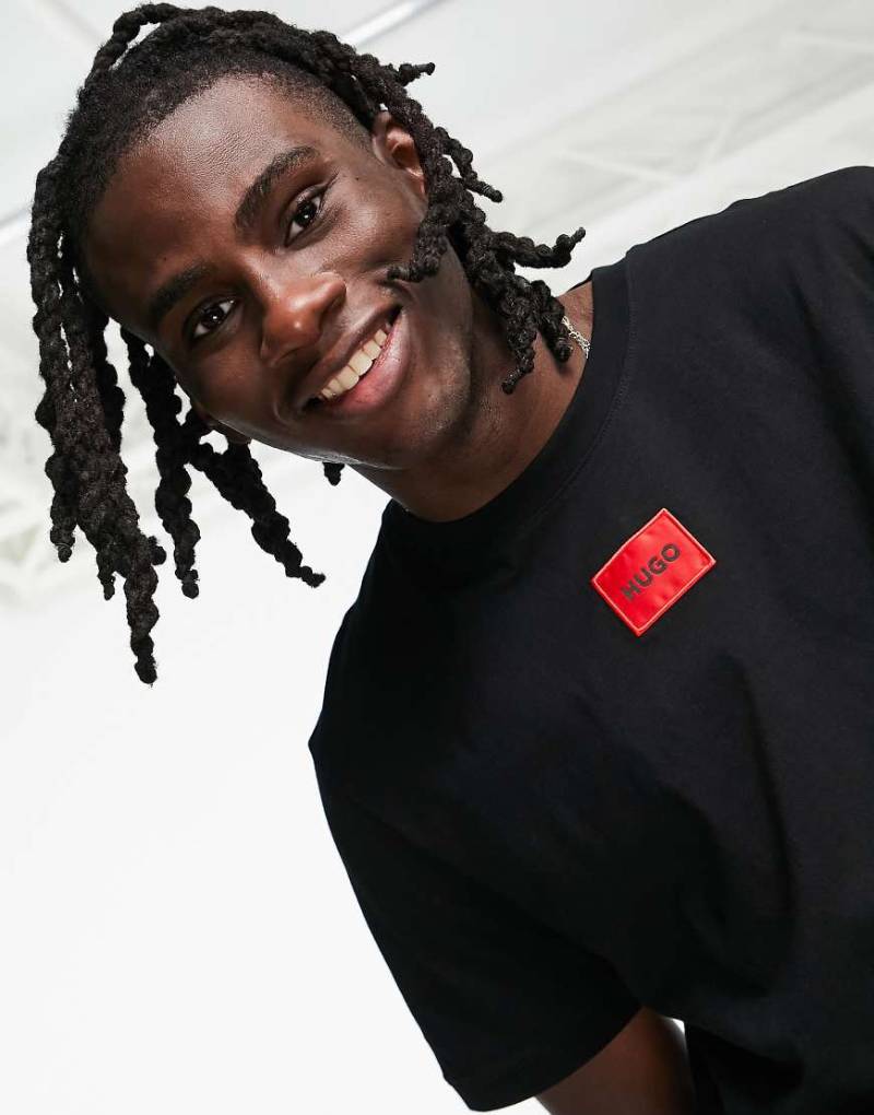 Hugo - Diragolino - T-Shirt in Schwarz mit Box-Logo von Hugo Red