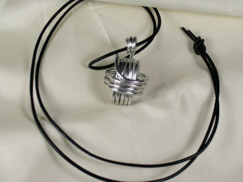 Kette "Wire It" Kette "Wire It" von Huhnikate