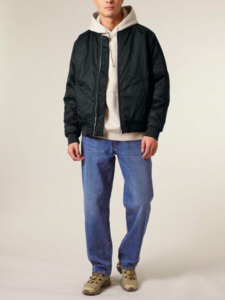 Human Family Basic Unisex Bomberjacke aus recyceltem Polyester von Human Family