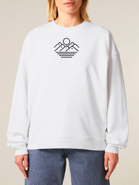 Human Family Bio Unisex oversize Sweatshirt - "Mountain Silhouette" von Human Family