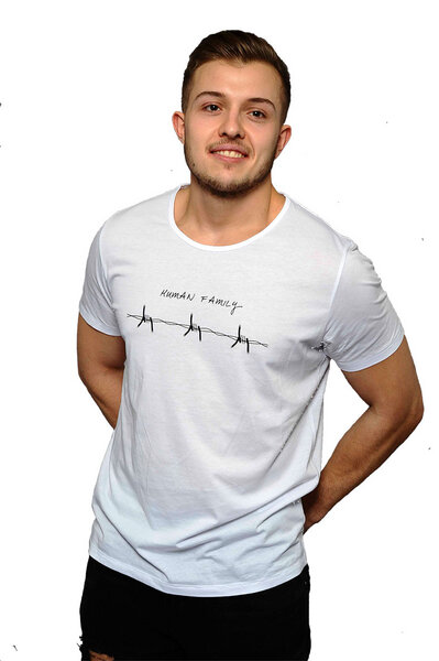 T-Shirt aus Bio-Baumwolle von Human Family Change Barbed von Human Family