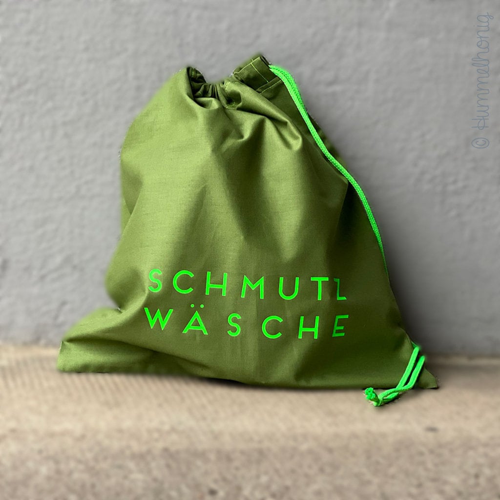 Bügelbild Schmutzwäsche, Flockfolie Oder Flexfolie in Wunschfarbe, Zum Aufbügeln Auf Textilien Mit Hohem Baumwollgehalt Bügelbild Schmutzwäsche, Flockfolie Oder Flexfolie in Wunschfarbe, Zum Aufbügeln Auf Textilien Mit Hohem Baumwollgehalt von Hummelhonig