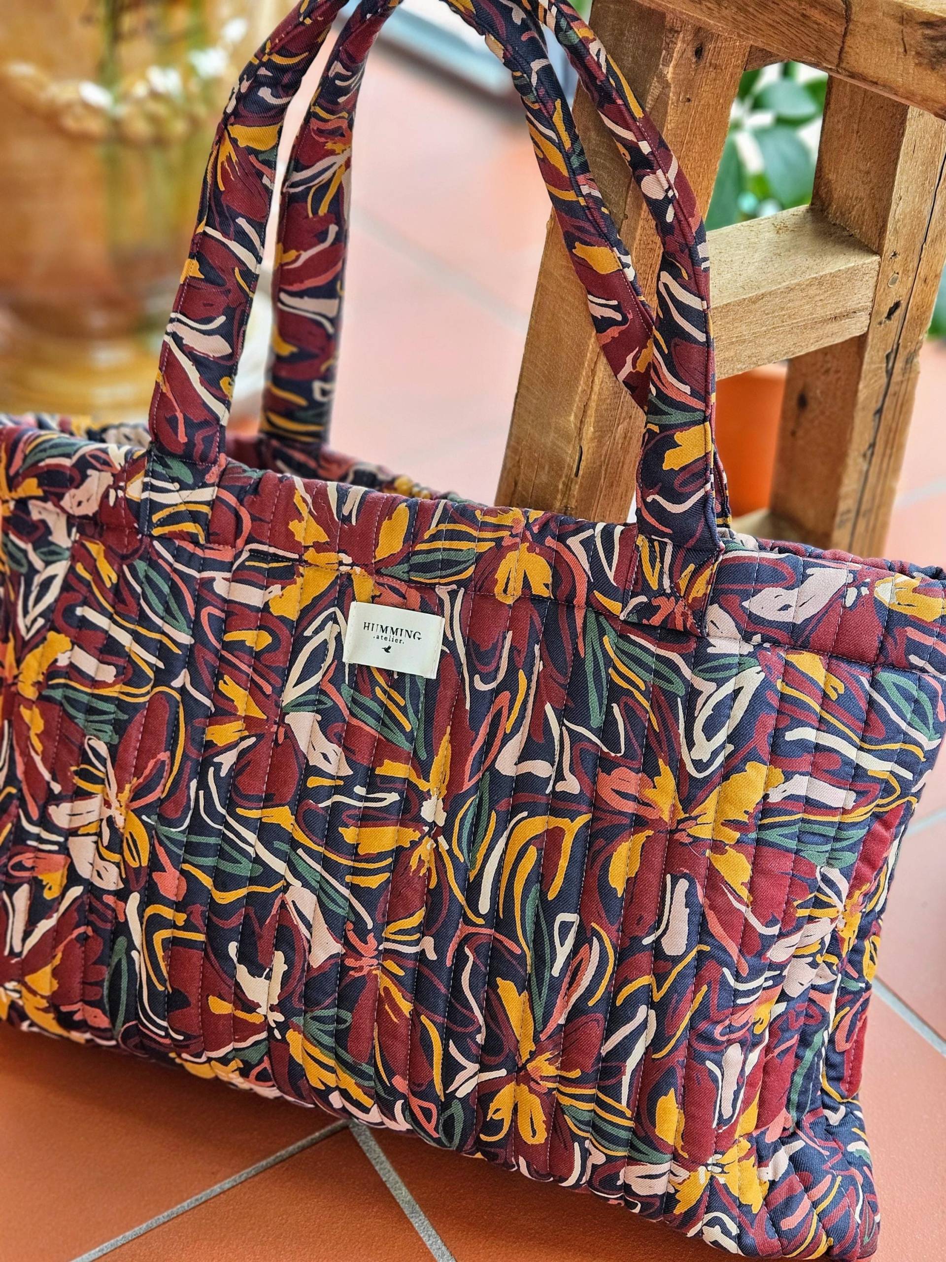 Dunkel Gesteppte Posidonia-Tasche/Gesteppte Einkaufstasche Dunkel Gesteppte Posidonia-Tasche/Gesteppte Einkaufstasche von HummingAtelier