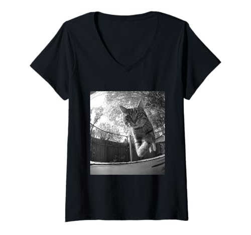 Damen Lustige Katze springt auf Trampolin Hinterhof Tiergrafik T-Shirt mit V-Ausschnitt Damen Lustige Katze springt auf Trampolin Hinterhof Tiergrafik T-Shirt mit V-Ausschnitt von Humorous Backyard Animals Wildlife Clothing