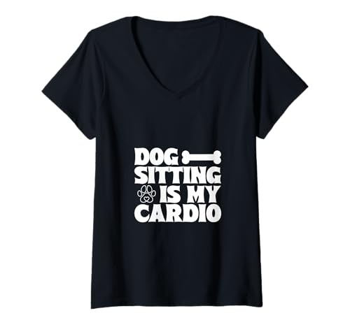 Damen Hundesitter Spruch - Cardio durch Hunde T-Shirt mit V-Ausschnitt Damen Hundesitter Spruch - Cardio durch Hunde T-Shirt mit V-Ausschnitt von Hundesitter Spruch Designs
