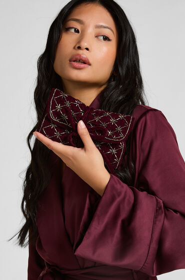 Hunkemöller Perlenverziertes Schmuck-Wickeletui Hunkemöller Perlenverziertes Schmuck-Wickeletui von Hunkemöller