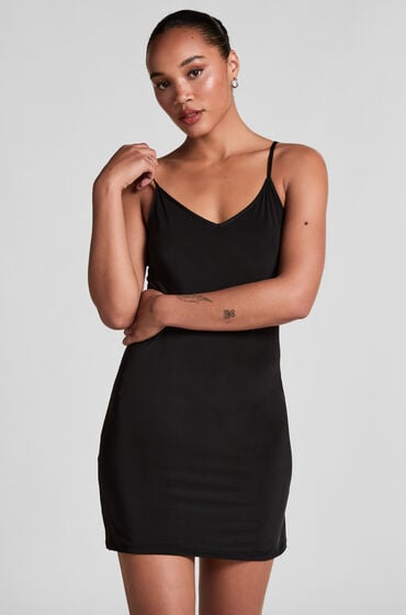 Hunkemöller Straffendes Unterkleid Schwarz von Hunkemöller