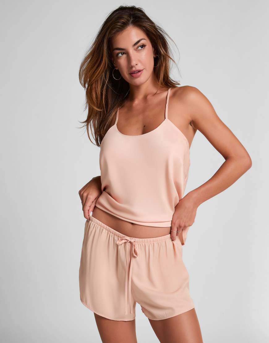 Hunkemöller - Ayla - Shorts aus Satin in Rosa Hunkemöller - Ayla - Shorts aus Satin in Rosa von Hunkemoller