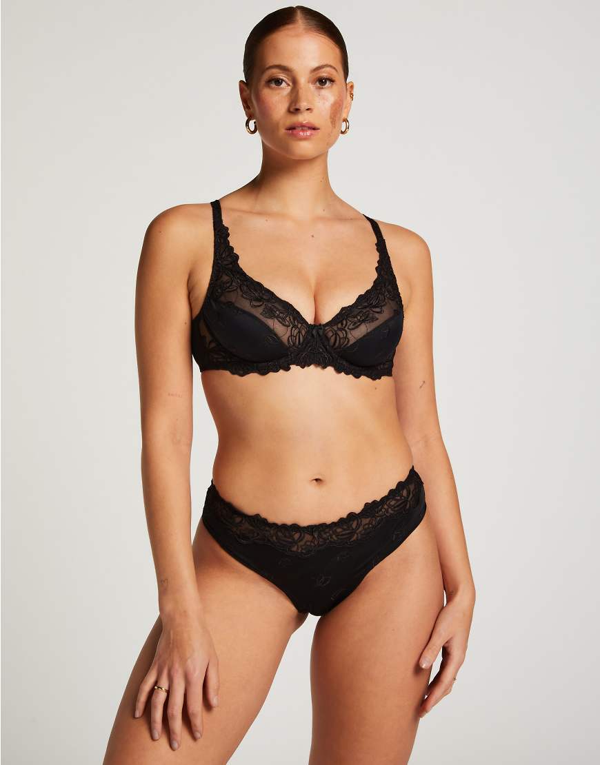 Hunkemöller - Diva - Unwattierter Bügel-BH in Schwarz von Hunkemoller