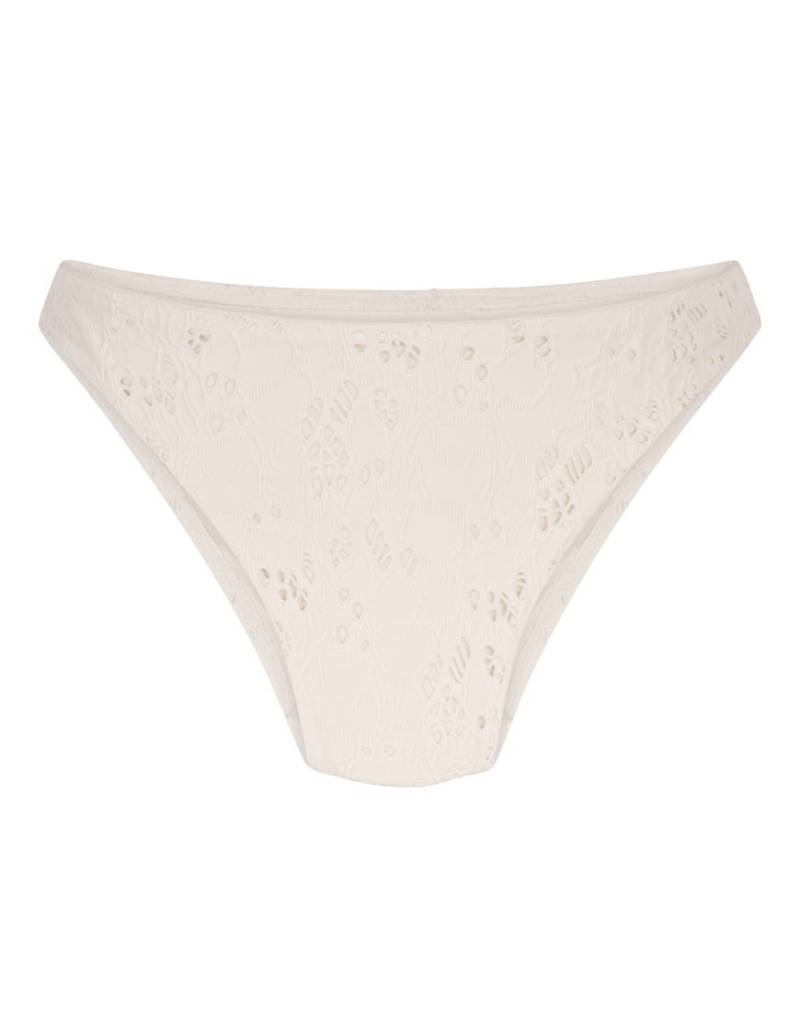 Hunkemöller - Häkel-Bikinihose in Weiß mit hohem Beinausschnitt von Hunkemoller