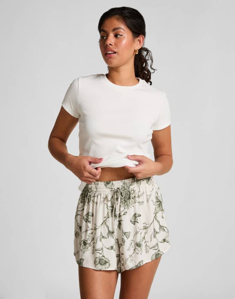 Hunkemöller - Pyjama-Shorts in Weiß von Hunkemoller
