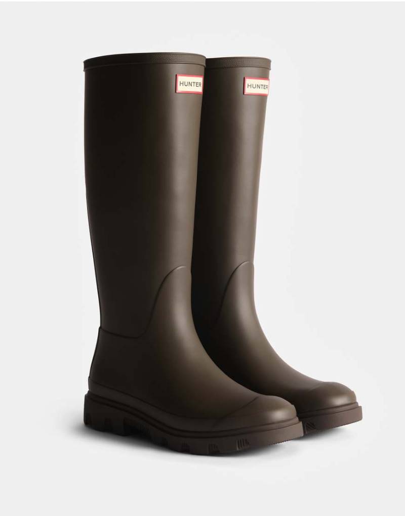 Hunter - Downpour - Gummistiefel in Schokobraun mit hohem Schaft von Hunter