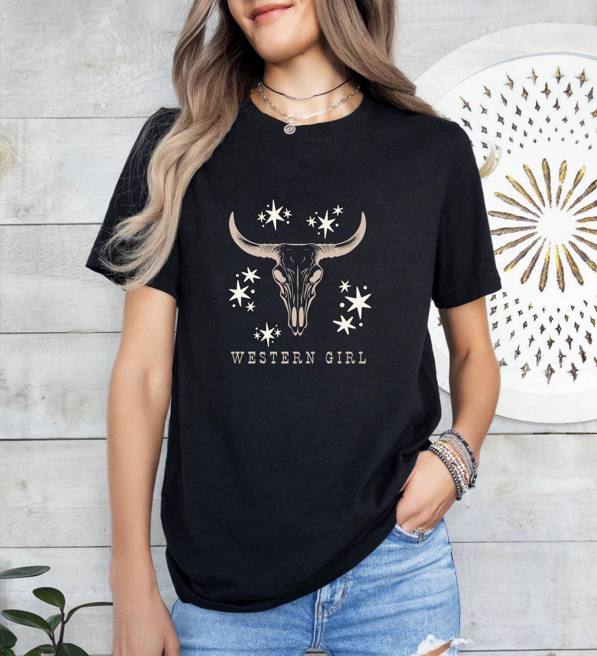Western Girl T-Shirt | Cowgirls Pferdemädchen Shirt Cow Skull Equestrian Wild Rodeo Yeehaw Howdy von HunterHorsesHounds