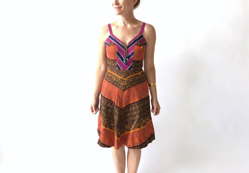 Corduroy Patchwork V-Ausschnitt Sommerkleid, Größe 4 von HunterHunted