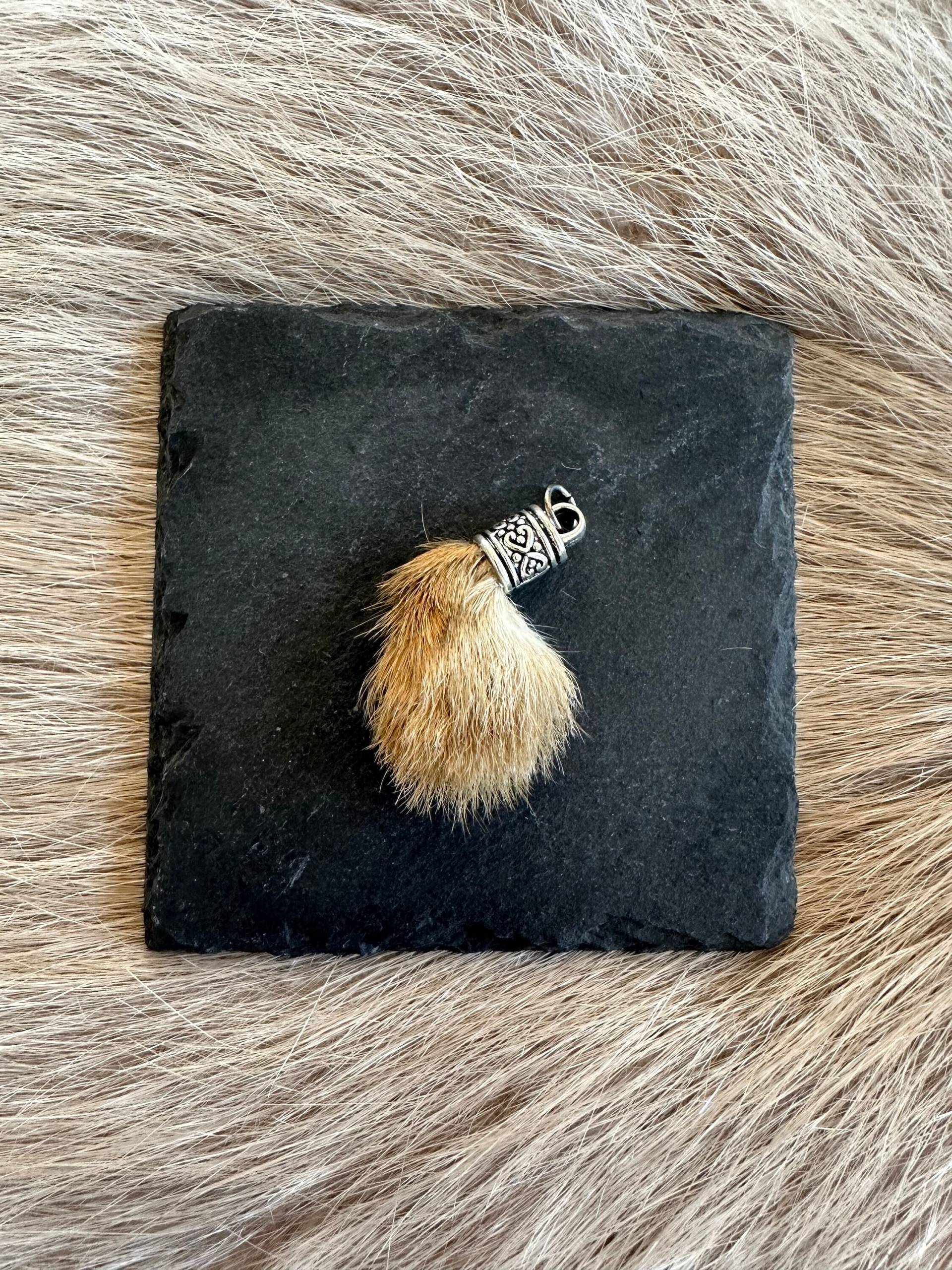 Charivari/Hasenkralle Anhänger Halskette Armband Jagdschmuck Trachtenschmuck Charivari/Hasenkralle Anhänger Halskette Armband Jagdschmuck Trachtenschmuck von HuntiDanti