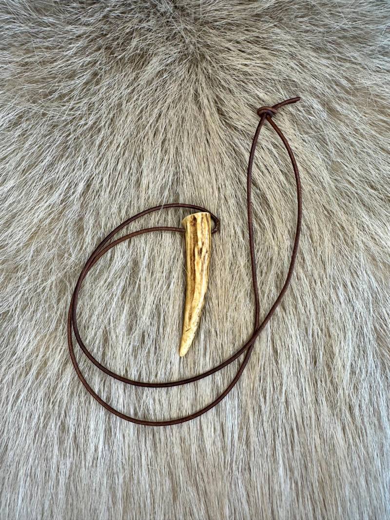 Rotwildgeweih Halsband Nr. 1 von HuntiDanti