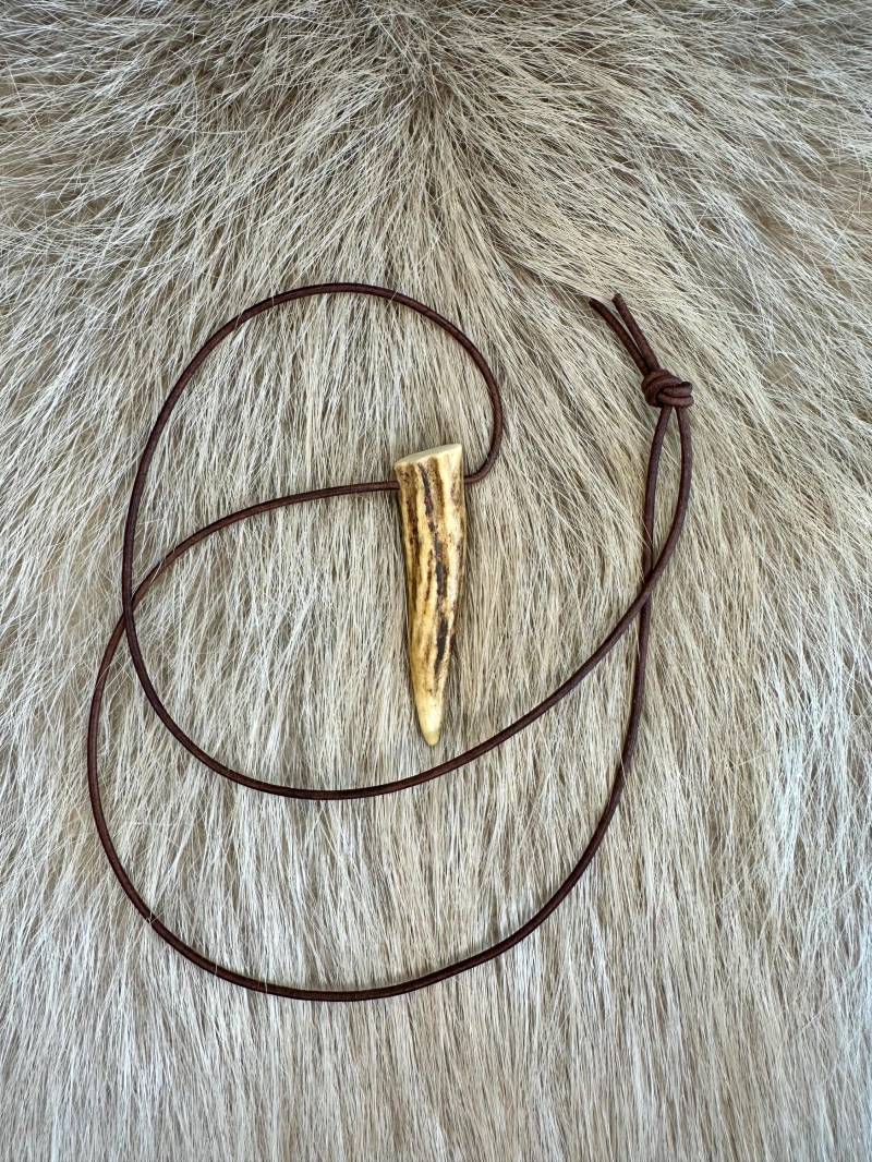 Rotwildgeweih Halsband Nr. 2 Rotwildgeweih Halsband Nr. 2 von HuntiDanti