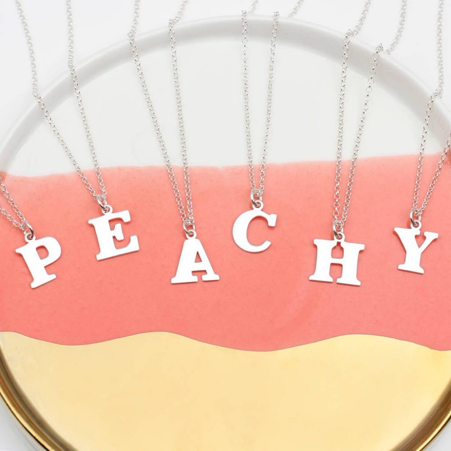 Große Silberne Initial Halskette von Hurleyburleygifts