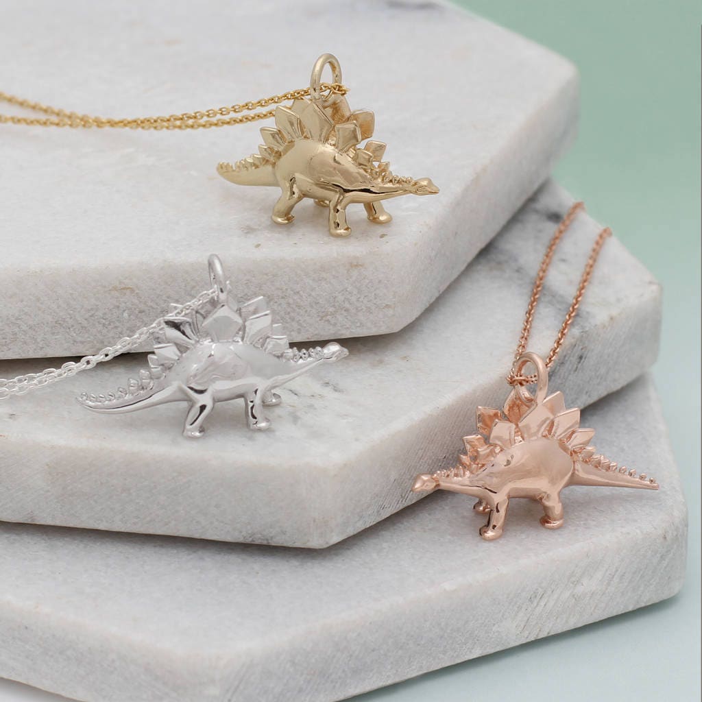 Silber Oder 18 Karat Gold Plattiert Stegosaurus Dinosaurier Halskette Tier Schmuck von Hurleyburleygifts