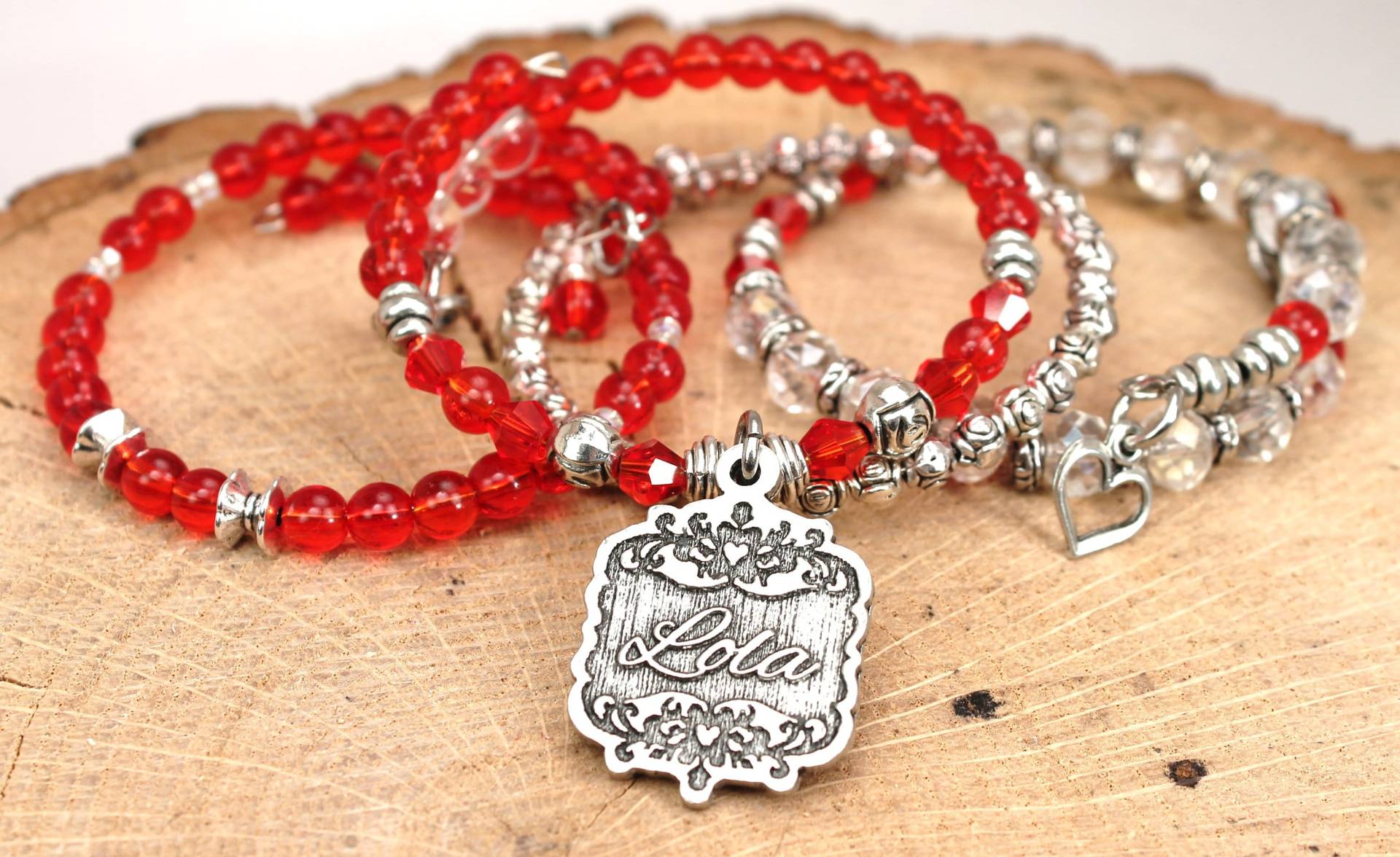 Lola Grandmother in Tagalog Rot-Satz Von 4 Stück Perlen Boho Armreif Armband Kollektion Lola Grandmother in Tagalog Rot-Satz Von 4 Stück Perlen Boho Armreif Armband Kollektion von HustleHardMetals