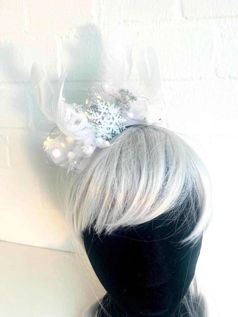 Haarreif Scheeflocke Snowflake Mit Licht Haarreif Scheeflocke Snowflake Mit Licht von Hutkaeppchen