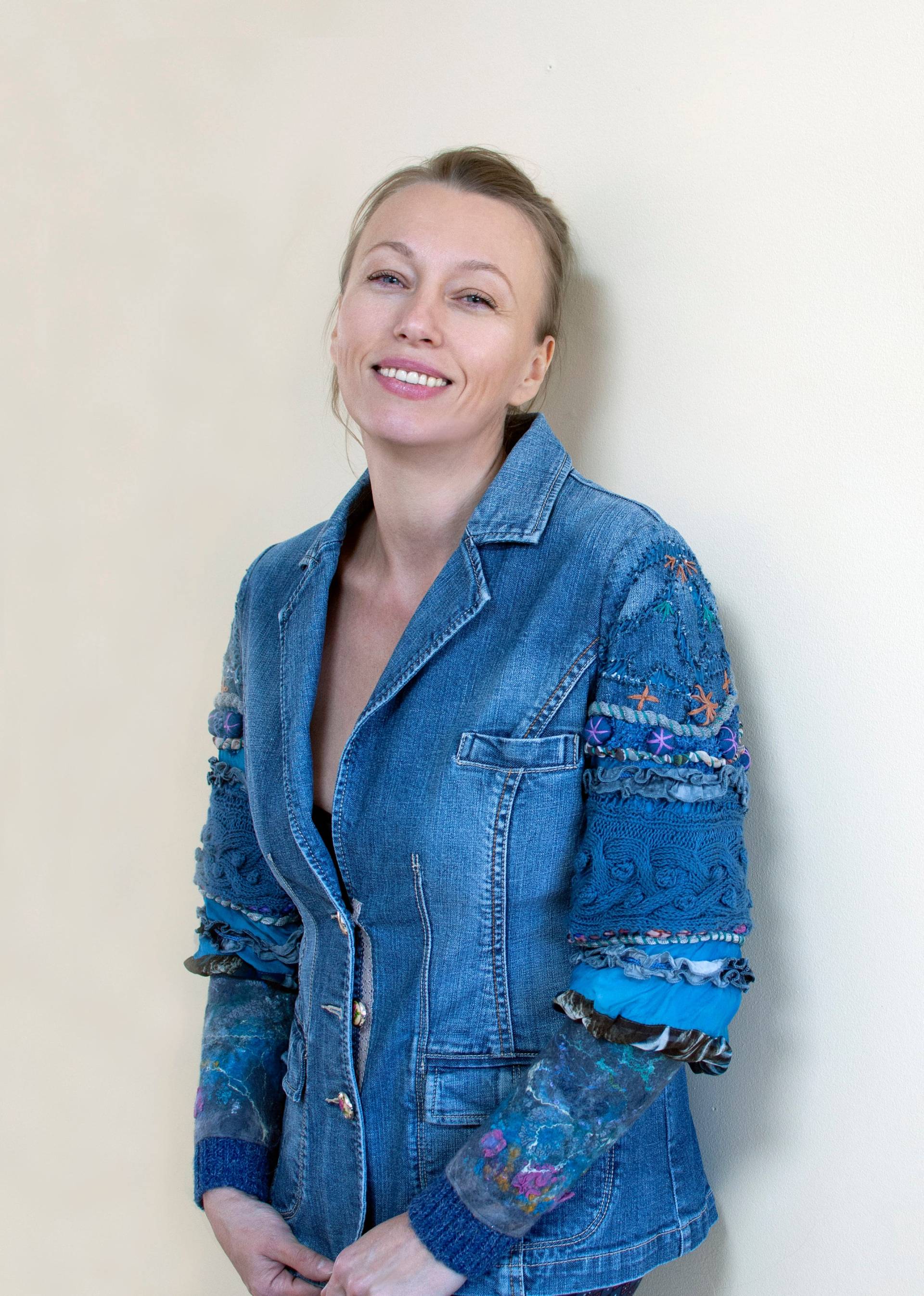 Jeansjacke Im Boho-stil Jeansjacke Im Boho-stil von Hutzahav