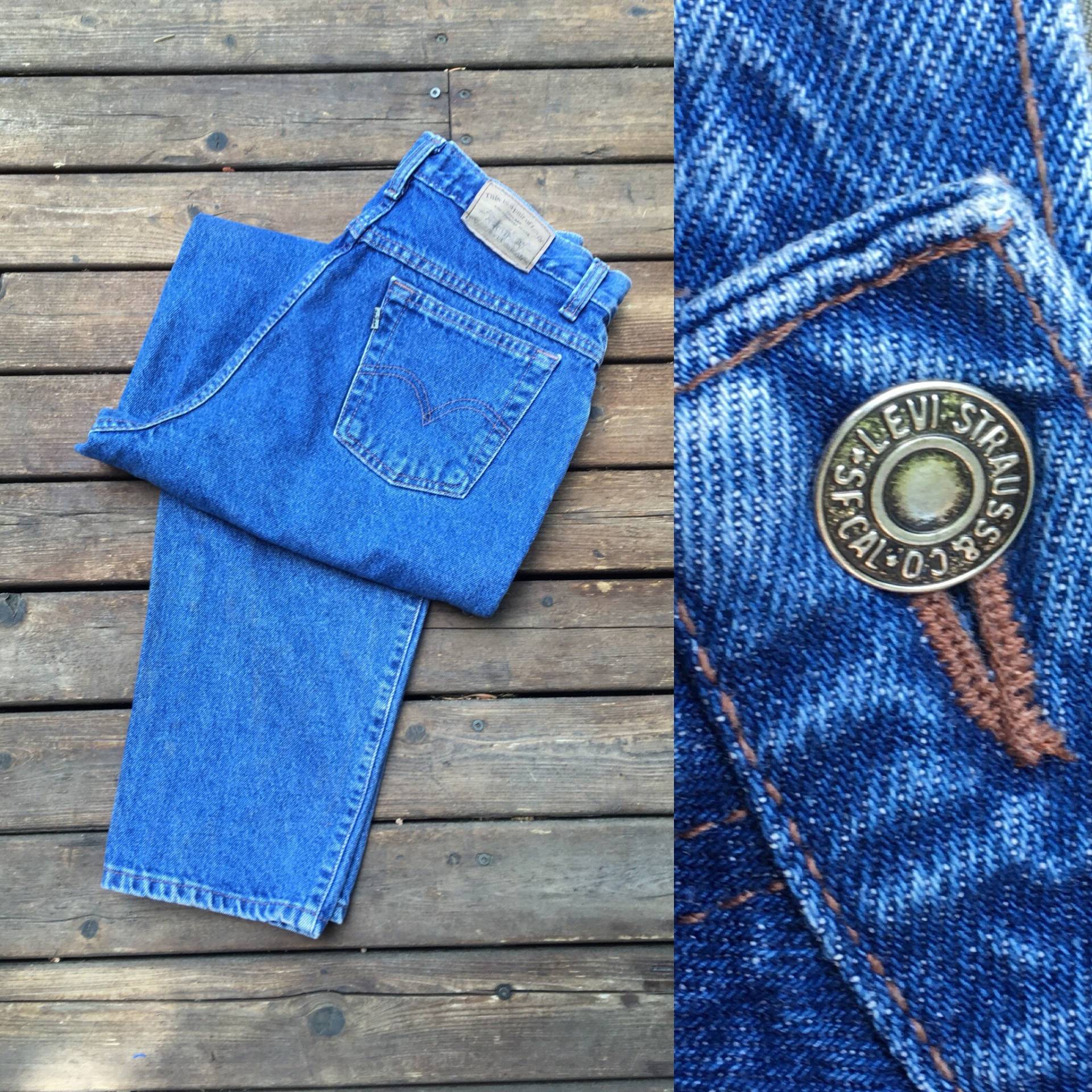Sale 32 Levis Mom Jeans High Waist Dunkelblau 900 Serie 80Er 90Er 1980Er 1990Er Size 12 Tapered Ankle Relax Fit Indigo von HypnoticaVintage