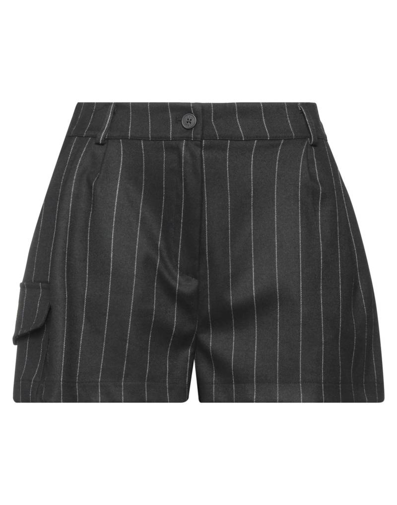 I AM STORES Shorts & Bermudashorts Damen Schwarz von I AM STORES