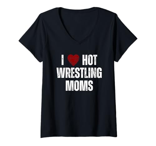 Damen I Love Hot Wrestling Moms Lustiges rotes Herz T-Shirt mit V-Ausschnitt Damen I Love Hot Wrestling Moms Lustiges rotes Herz T-Shirt mit V-Ausschnitt von I Heart Softball Moms Grungy Gifts