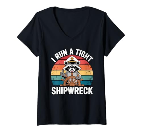 Damen I Run A Tight Shipwreck Funny Raccoon Vintage T-Shirt mit V-Ausschnitt von I Run A Tight Shipwreck Funny Raccoon Apparel