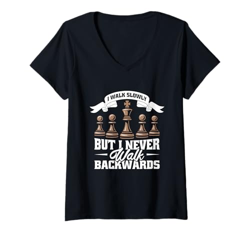 Damen Schachspieler Schachmeister Grafik Für Schach Schachverein T-Shirt mit V-Ausschnitt Damen Schachspieler Schachmeister Grafik Für Schach Schachverein T-Shirt mit V-Ausschnitt von I Walk Slowly But I Never Walk Backwards