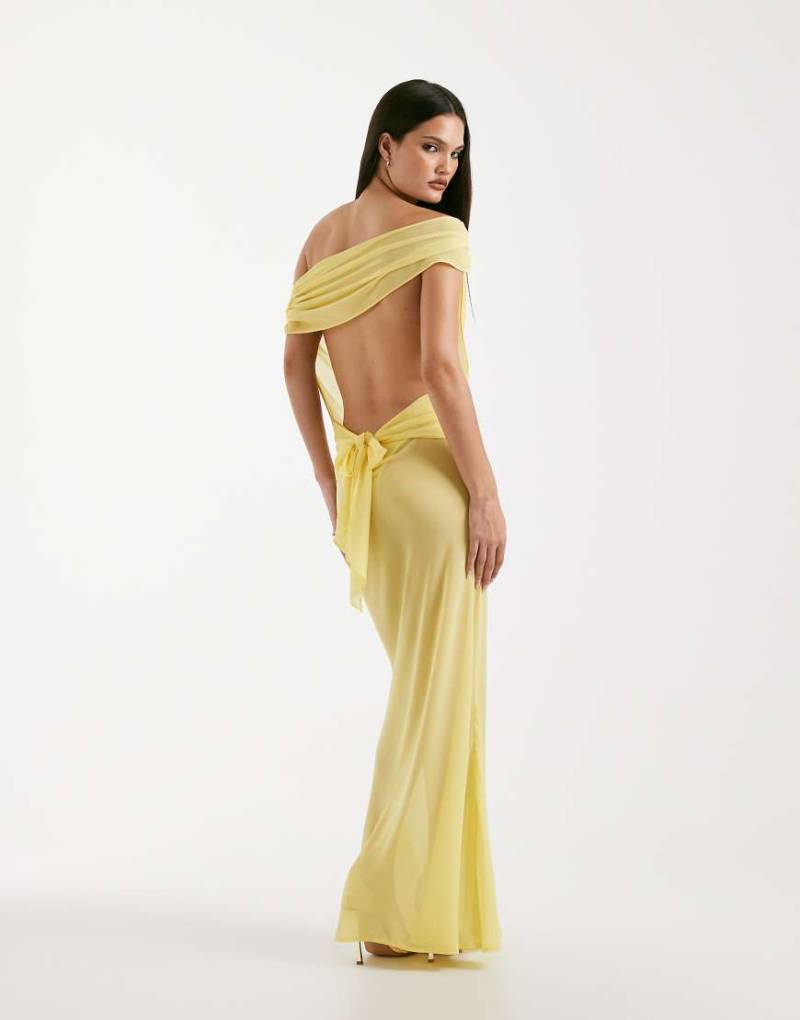 I. AM. GIA - Kahlo - Schulterfreies Maxikleid aus transparentem Chiffon in Gelb mit Rückenausschnitt mit Bindedetail von I.AM.GIA