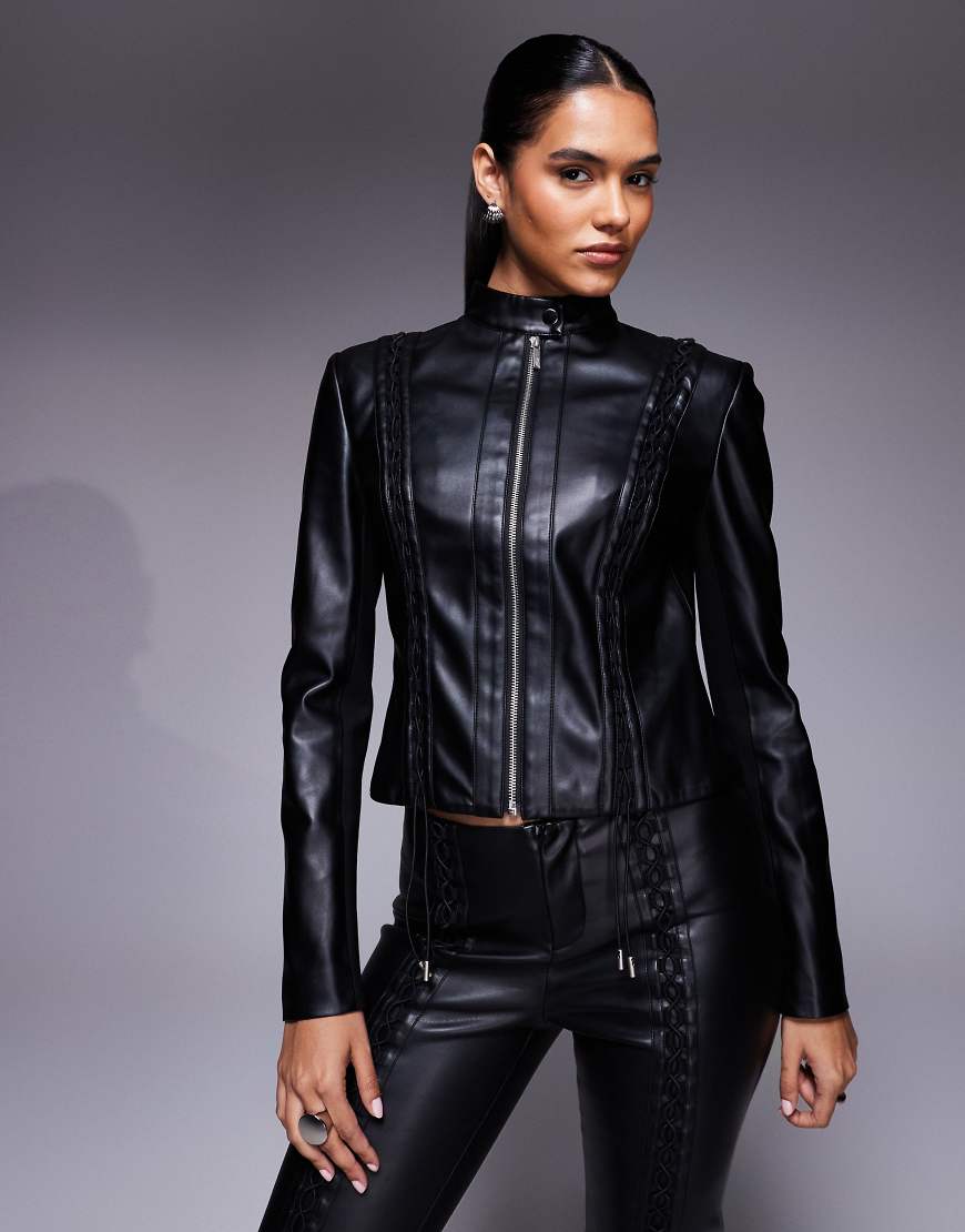 I. AM. GIA - Kendrix - Figurbetonte Jacke in Schwarz mit Reißverschluss, Lederoptik und Schnürung I. AM. GIA - Kendrix - Figurbetonte Jacke in Schwarz mit Reißverschluss, Lederoptik und Schnürung von I.AM.GIA