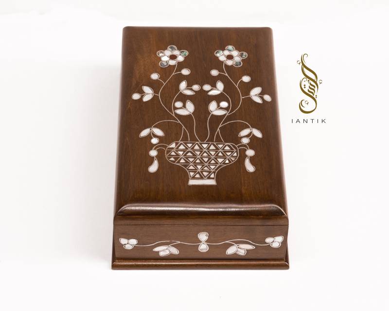 Handmade Walnut Wood Box With Mother Of Pearl & Tin Inlay, Floral Design Jewelry Box, Syrian Inlaid Art, Artisan Keepsake von IANTIK