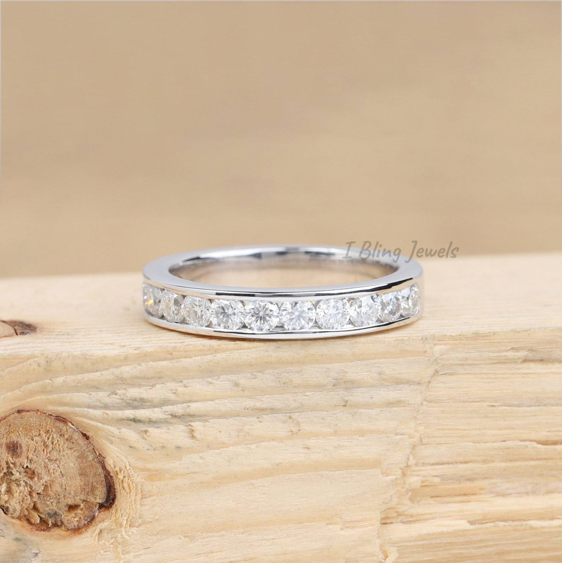 Ehering Für Damen/Moissanit Ring Gesetzt Farbloser Moissanite Verlobungsring Gold Hochzeitsgeschenk von IBlingJewels