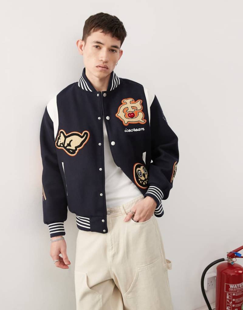 ICECREAM - Schwere College-Jacke in Marineblau mit College-Aufnäher von ICECREAM