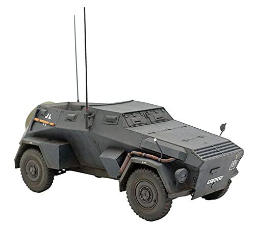 ICM Baby Boys 35111_Sd.Kfz. 247 AUSF.B with Crew_1:35 Plastikmodellbausatz, Schwarz, M von ICM