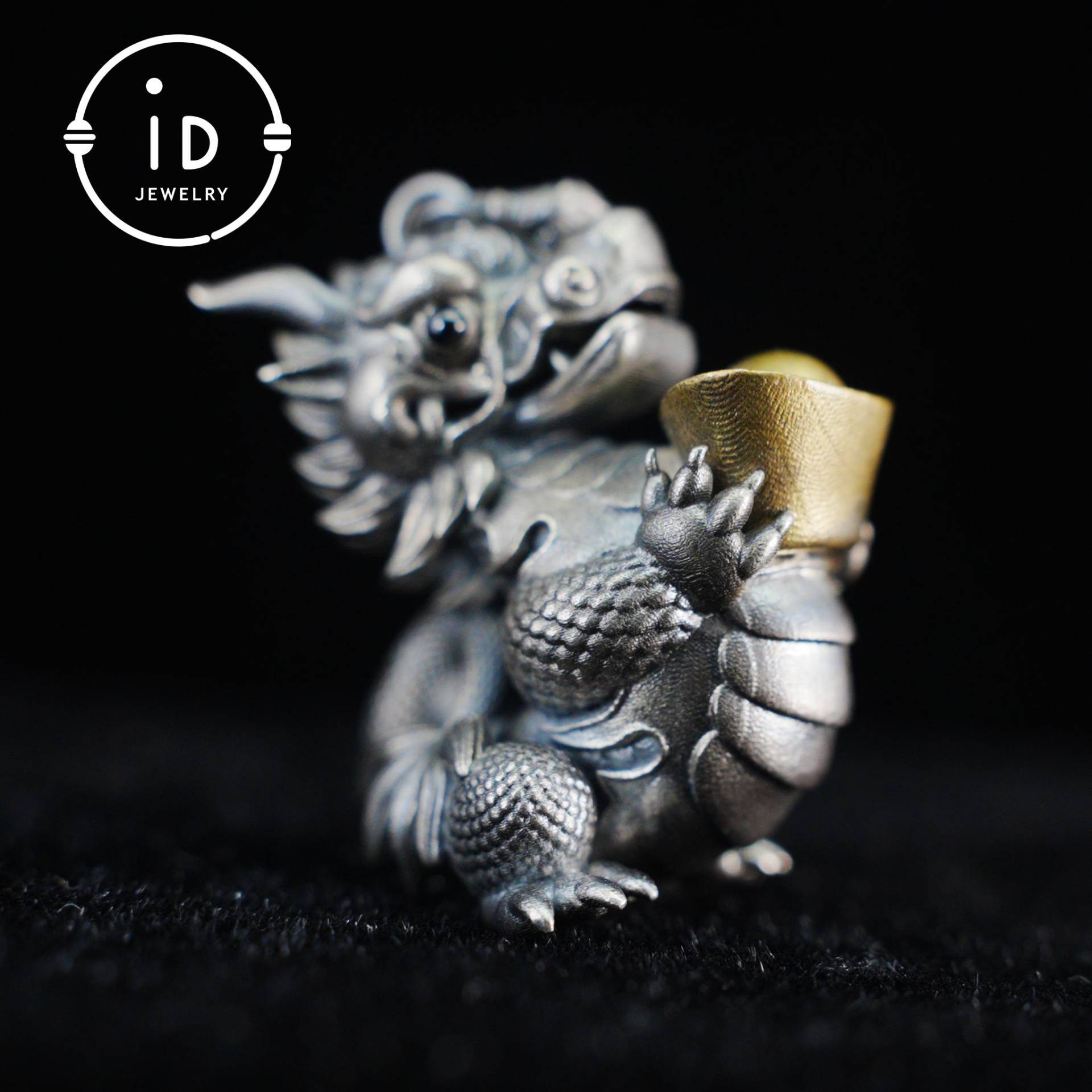 925Er Silber Drachenanhänger|Mini-Drache Mit Glücksperle|Handgeschnitzter Drache, Schatzkugel|Talisman Für Glück, Stärke & Schutz, Harmonie 925Er Silber Drachenanhänger|Mini-Drache Mit Glücksperle|Handgeschnitzter Drache, Schatzkugel|Talisman Für Glück, Stärke & Schutz, Harmonie von IDJewelryDE