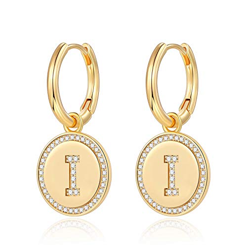 Damen Initialen Ohrringe 14K Vergoldet 925 Sterling Silber Klein Zart Scheibe Anhänger CZ Huggie Ohrringe für Mädchen Kleinkinder Damen Initialen Ohrringe 14K Vergoldet 925 Sterling Silber Klein Zart Scheibe Anhänger CZ Huggie Ohrringe für Mädchen Kleinkinder von IEFWELL