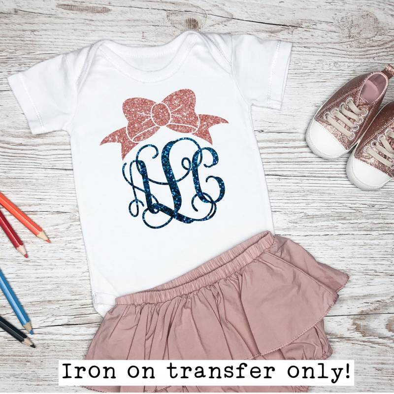 Glitzer Schleife Monogramm Aufbügeln, Bügelfolie, Aufbügeln Buchstaben, Vinyl, Heat Transfer von IHeartHoundstooth
