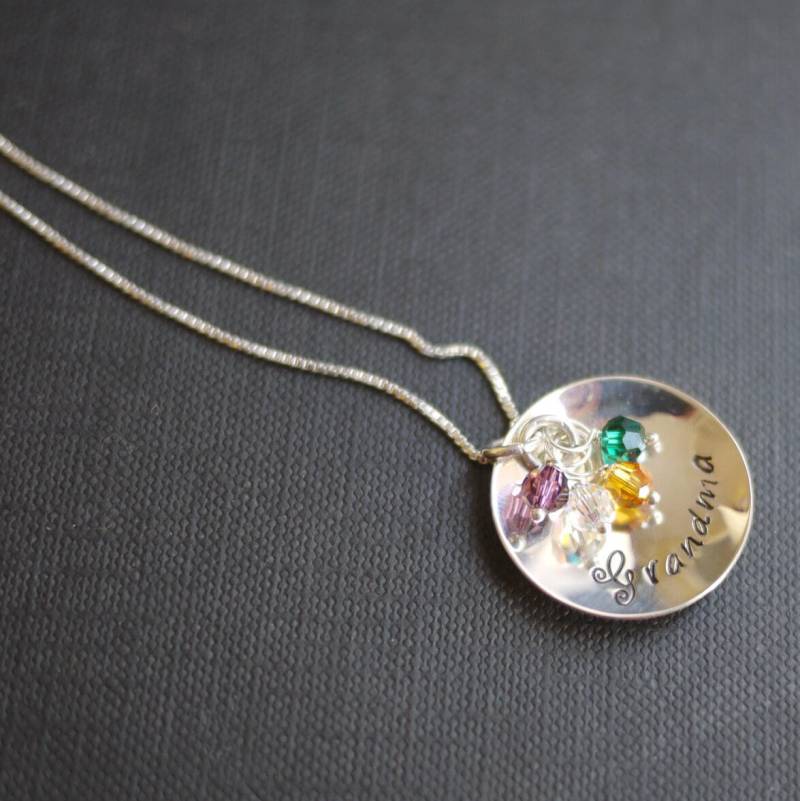 Großmutter Charm Halskette Swarovski Birthstone Kristalle - Von I Heart This Großmutter Charm Halskette Swarovski Birthstone Kristalle - Von I Heart This von IHeartThis
