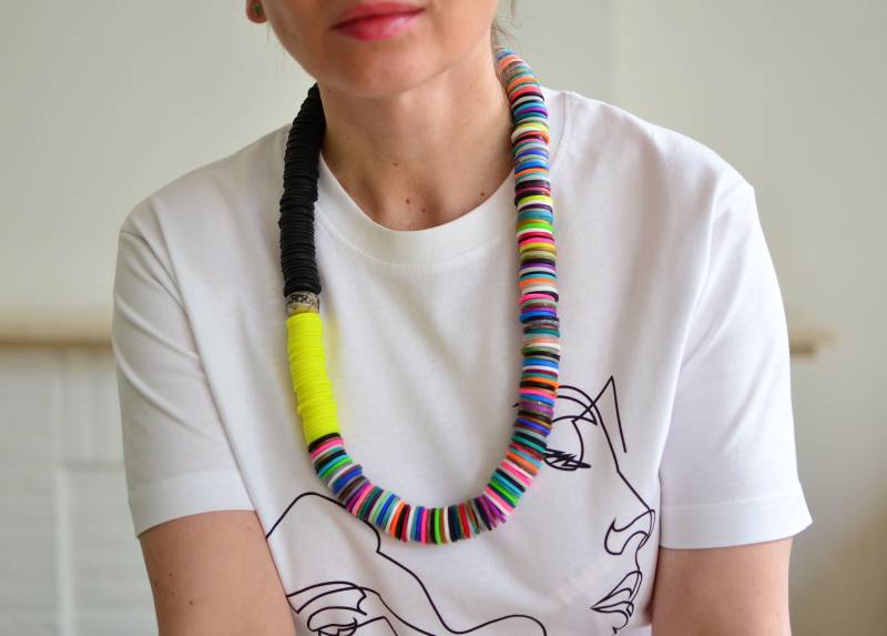 Dicke, Bunte Perlenkette Im Boho Stil von IKKX