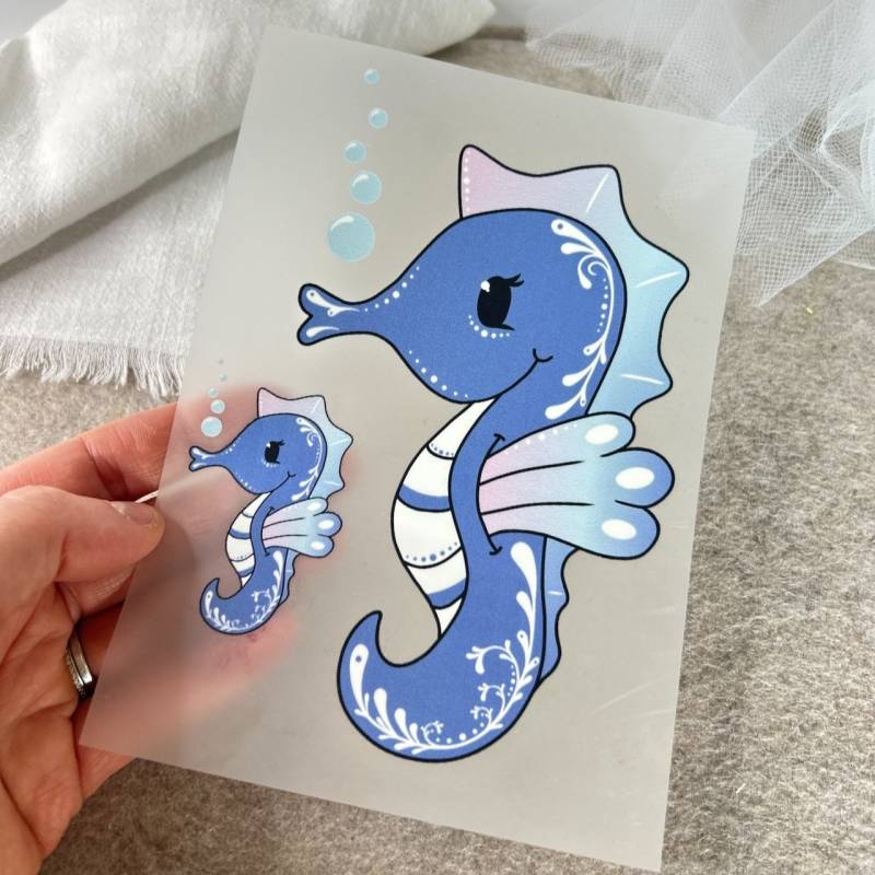 Bügelbild Seepferd Maritim Mädchen Kindershirt - Dtf Qualität Zum Aufbügeln Bügelbild Seepferd Maritim Mädchen Kindershirt - Dtf Qualität Zum Aufbügeln von ILOVEGROWIde