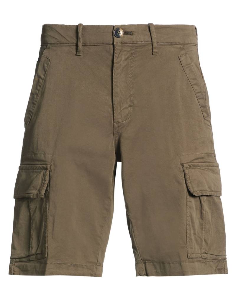 IMPERIAL Shorts & Bermudashorts Herren Militärgrün von IMPERIAL