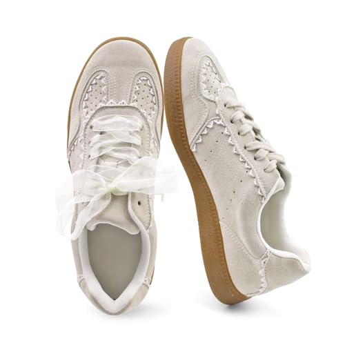 Damen Lace Detail Lace Up Casual Sneakers - Elegant Ribbon Ribbon Lace Walking Schuhe Rutschfeste Sohle Atmungsaktiv Komfort für tägliche Outfits, Beige, 36 EU Damen Lace Detail Lace Up Casual Sneakers - Elegant Ribbon Ribbon Lace Walking Schuhe Rutschfeste Sohle Atmungsaktiv Komfort für tägliche Outfits, Beige, 36 EU von IMPREMEY