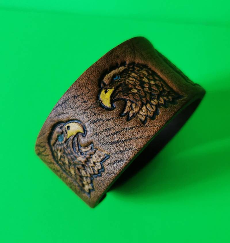 Leder Armband Punziert, Adlerkopf | Rla5 von INDIANSTYLE
