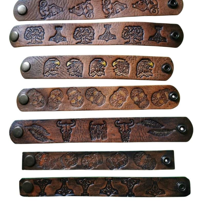 Leder Armband Punziert, Totenkopf | Rla7 von INDIANSTYLE