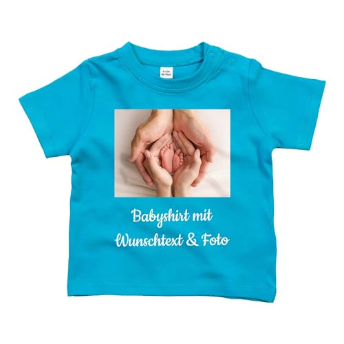 INDIGOS UG - Baby T-Shirt - Babyshirt mit Wunschname & Foto - Wunschtext Babyblau - 18-24 Monate - individuell - personalisiert - Name von INDIGOS UG