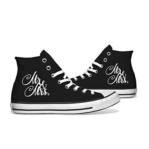INKICKS - schwarzer Sneaker Bedruckt mit weißen Mr. & Mrs. Design Gr. 43 I Hochzeitsgeschenk I Made in Germany I Für Damen & Herren I Individuelle Anfertigung nach Kundenbestellung von INKICKS