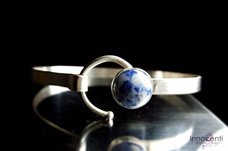 Herren Manschette Armband Sodalit Sterling Silber Schmuck Vatertagsgeschenk von INNOCENTIJEWELRY